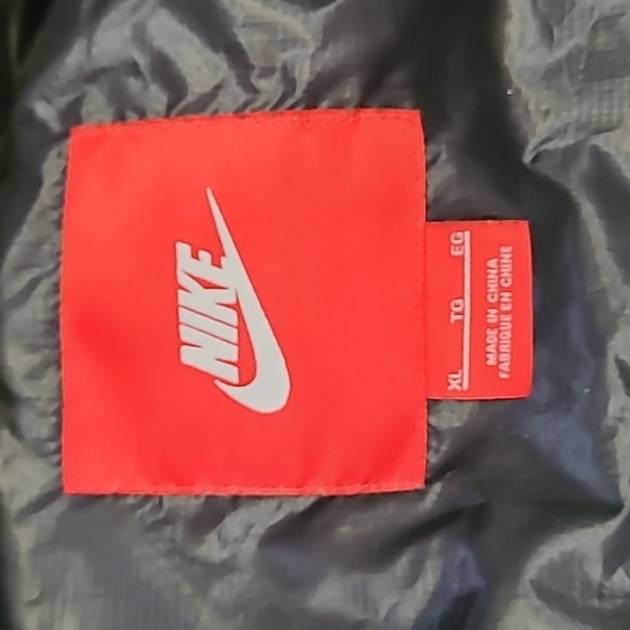 Sold Nike Black Jacket 550 Down XL Men’s - Picture 5 of 6